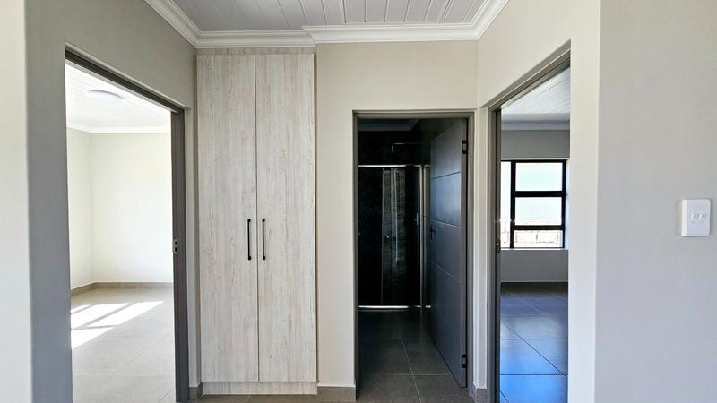 3 Bedroom Property for Sale in Dana Bay Western Cape